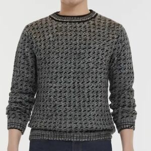 Men's Gray Crewneck Sweater